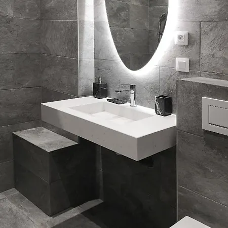 Studio Quartier Champs Elysees 1 Paris